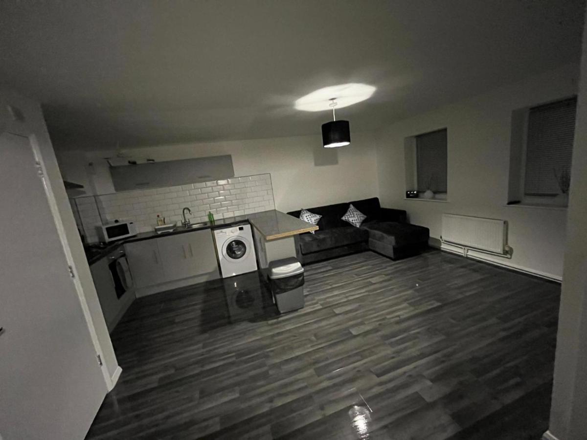 2 Bed Hengrove Villa Bristol Exterior photo